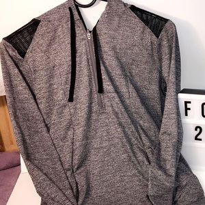 FOREVER 21 athletic sweat shirt